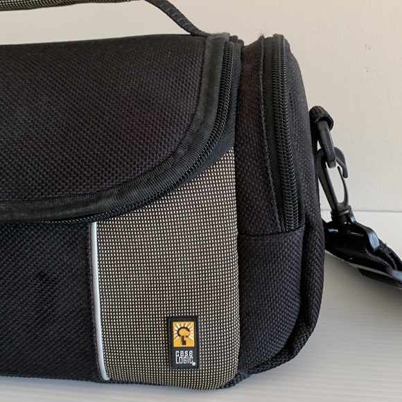 Case Logic Camera Case - Picture 3 of 7